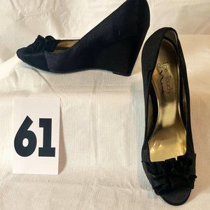 Touch of Nina Wedges